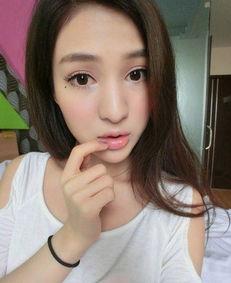 小锦儿吃瓜事件视频,网络热议背后的真相揭秘